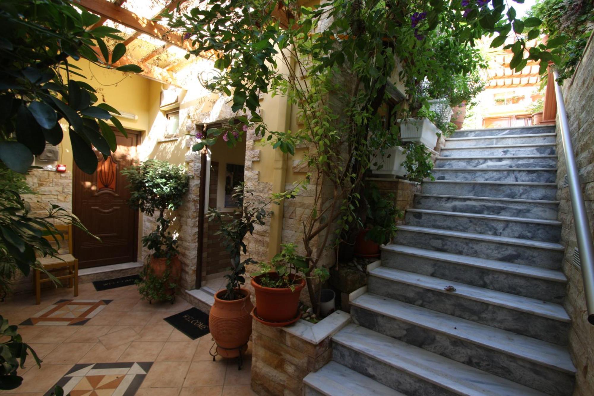 Sofia Pension Rhodes City エクステリア 写真